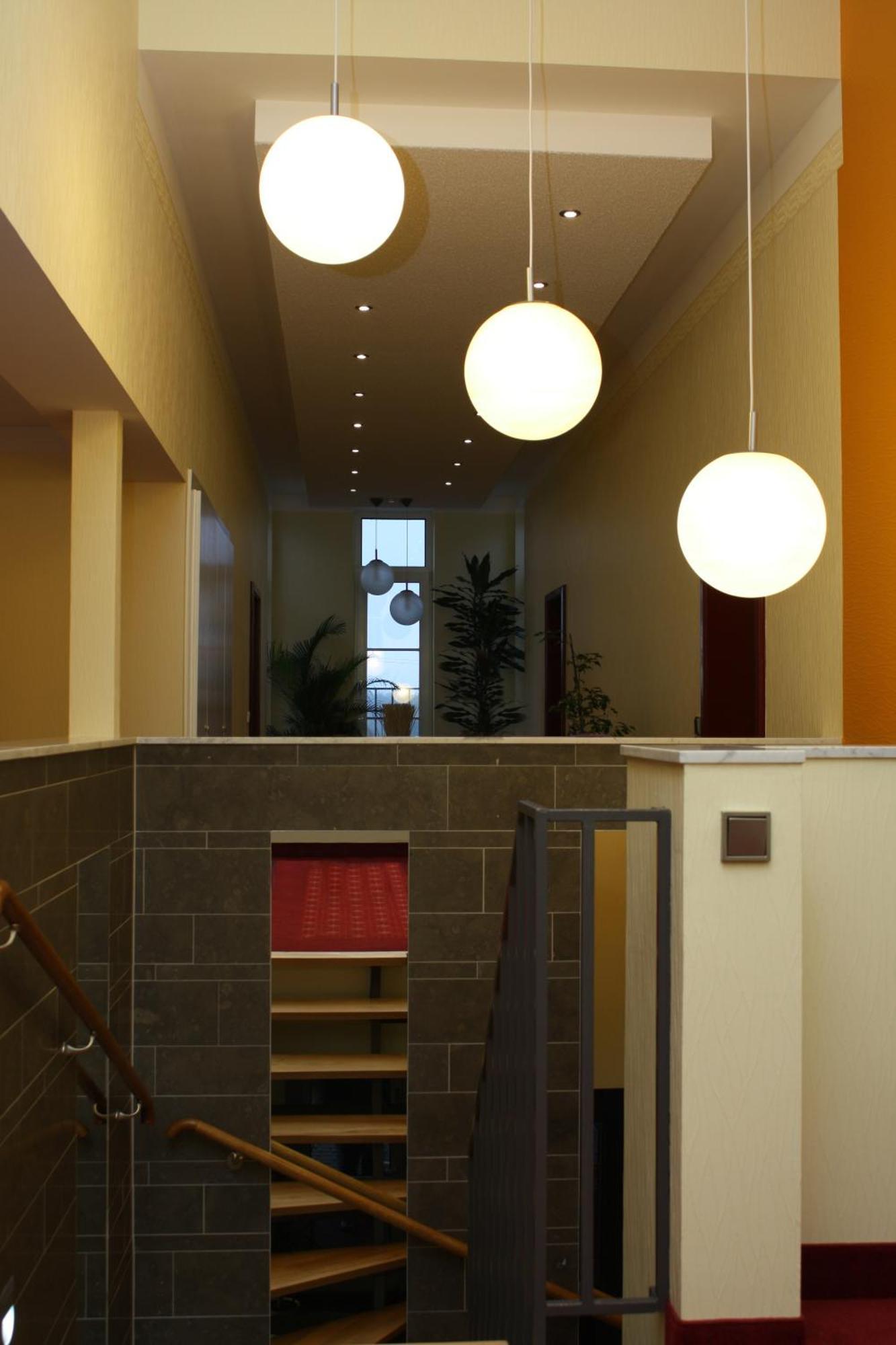 Hotel Eleganz Rustow ภายนอก รูปภาพ